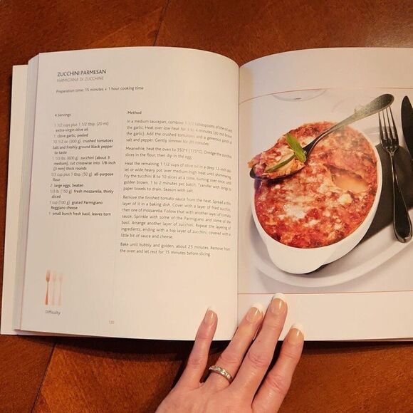 Vegetarian Mediterranean Kitchen Cookbook & Raw Food for Everyone Books Bundle - Picture 8 of 12